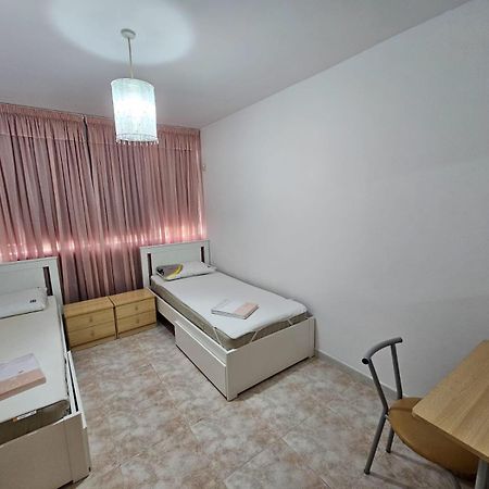 סיינט פול ביי Three Bedroom Apartment In Qawra מראה חיצוני תמונה